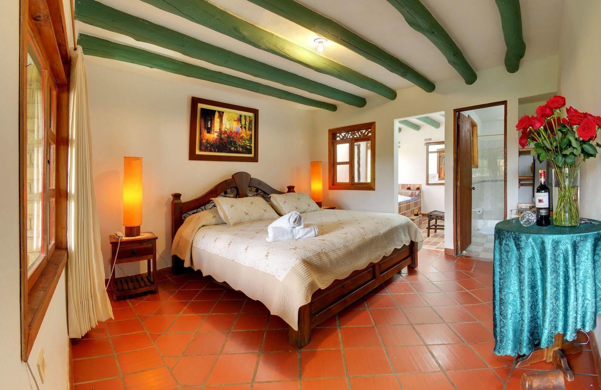 Hotel Spa Villa Lina Вилья-де-Лейва Экстерьер фото