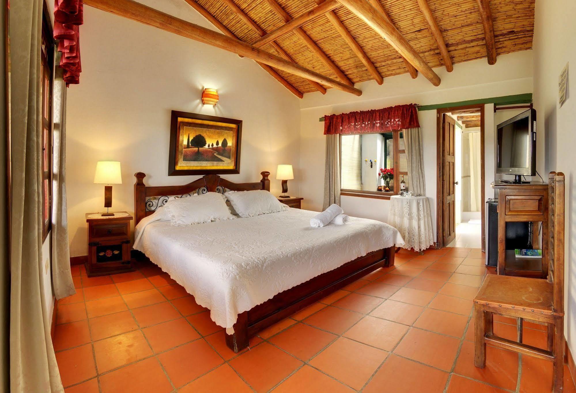 Hotel Spa Villa Lina Вилья-де-Лейва Экстерьер фото